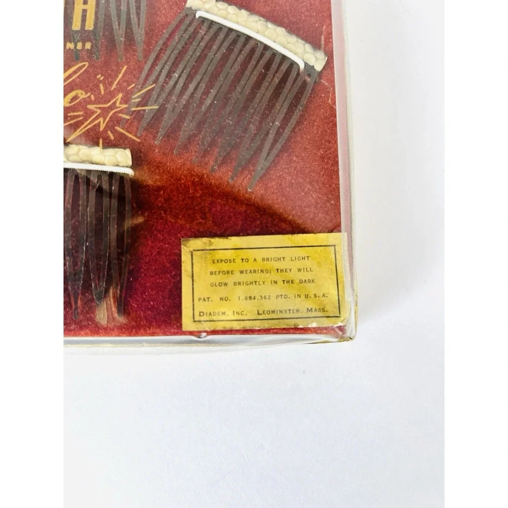 Vintage‎ Grip-Tuth Nite-Glo Glow In The Dark Tortoiseshell Hair Combs In Box